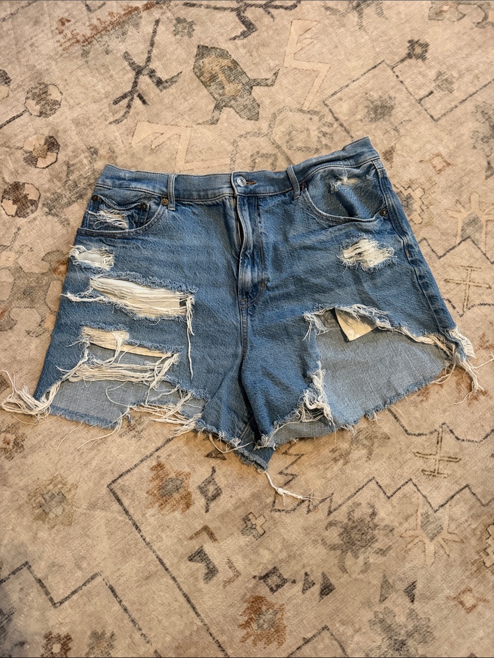 American Eagle Denim Distressed High-Rise Women's Shorts - Blue